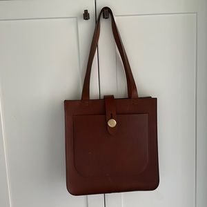 Genuine Italian leather (made in Italy) Infinity Firenze shoulder purse.